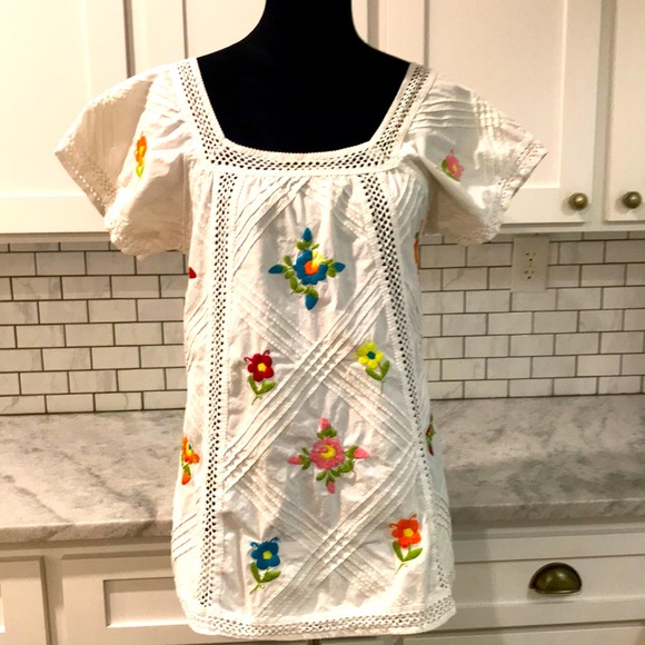 Nanette Lepore Tops - Nanette Lepore Embroidered Tunic Top Womens Size 4 White Eyelet Lace Bohemian